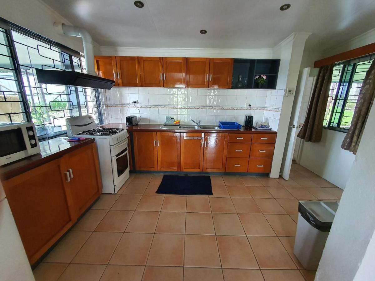 Loverly 3 Bedroom Rental Pool Outdoor Area Upper Suva Extérieur photo
